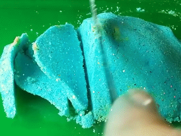 kinetic sand underwater